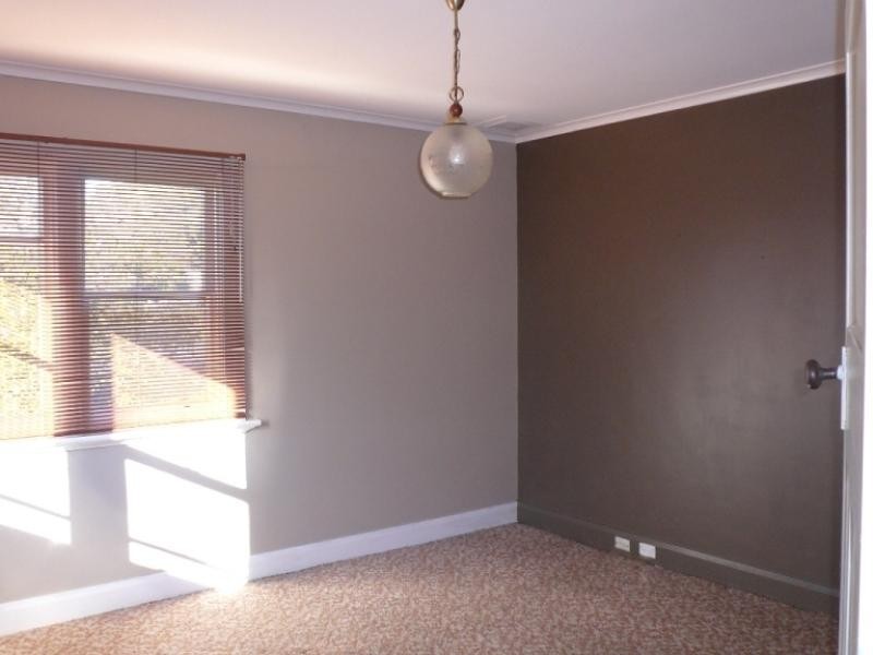 6 Cann, Penguin TAS 7316