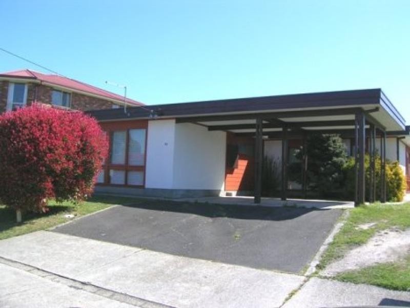 Unit 2/24 Pineleigh Street, Penguin TAS 7316