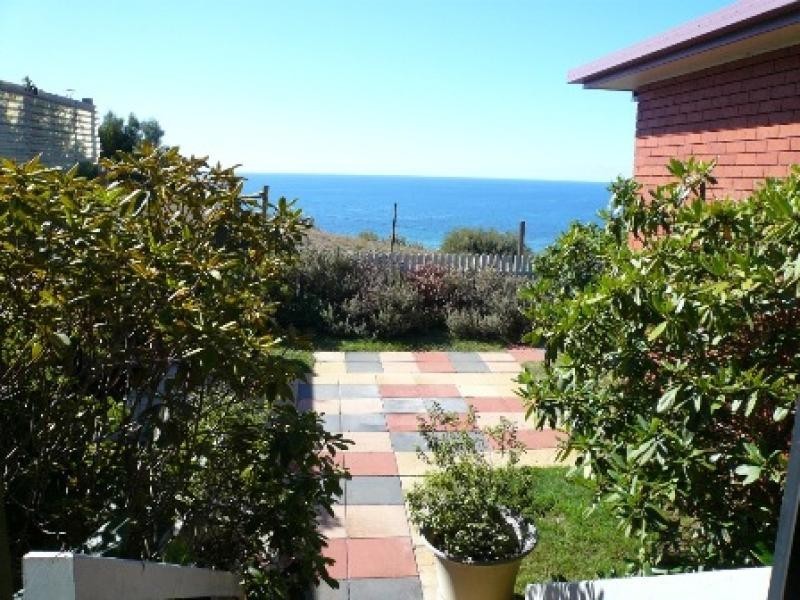 11 Adina Court, Penguin TAS 7316