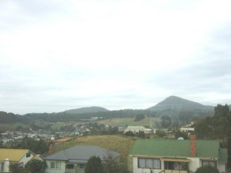 37 Ashwater Crescent, Penguin TAS 7316