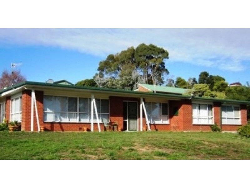 47 Deviation Road, Penguin TAS 7316