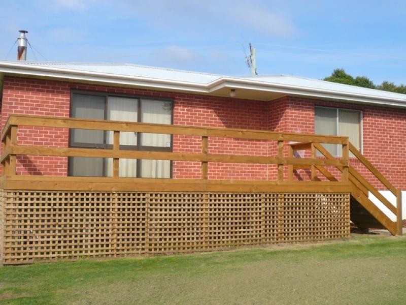 133 South Road, Penguin TAS 7316