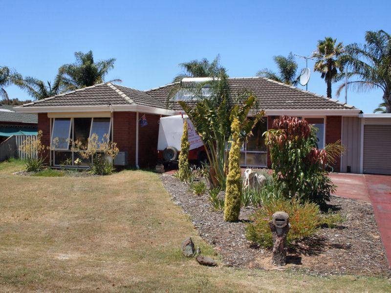 16 MULLIGAN WAY, Orelia WA 6167