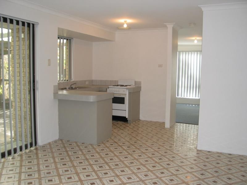 42 PORTER GARDENS, Leda WA 6170