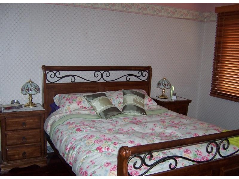 4 CLARK WAY, Orelia WA 6167