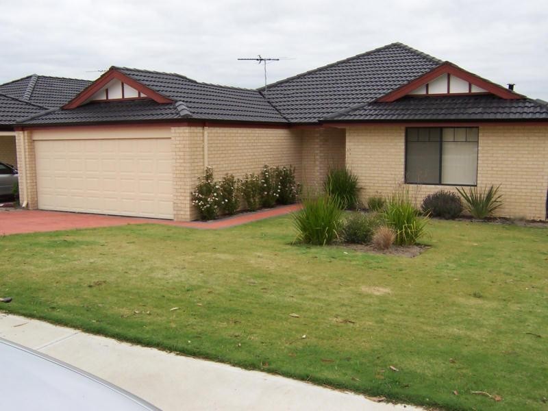 13 BURKETT TERRACE, Bertram WA 6167