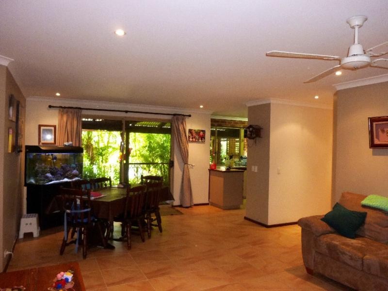 7 Wheelwright Gardens, Wellard WA 6170