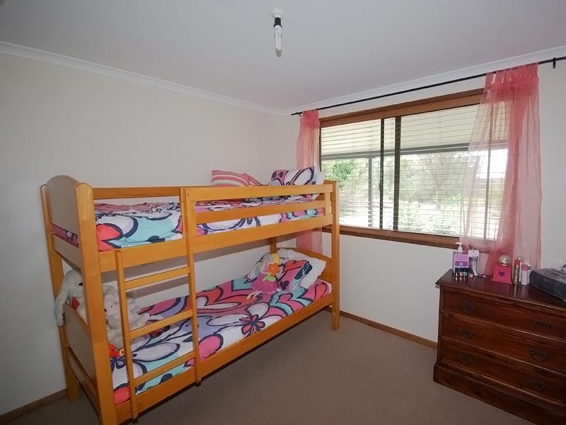 14 Shoulder Close, Wellard WA 6170