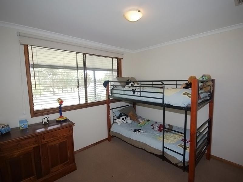 14 Shoulder Close, Wellard WA 6170