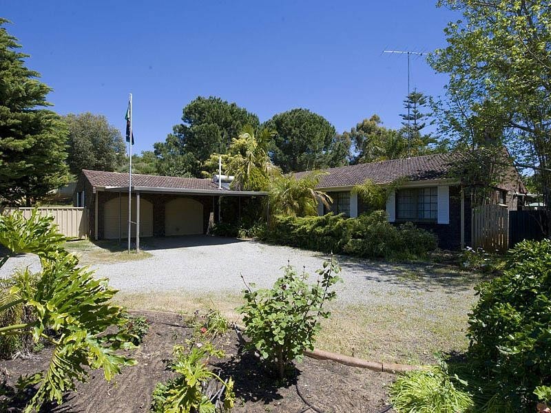 2326 Mandurah Road, Golden Bay WA 6174