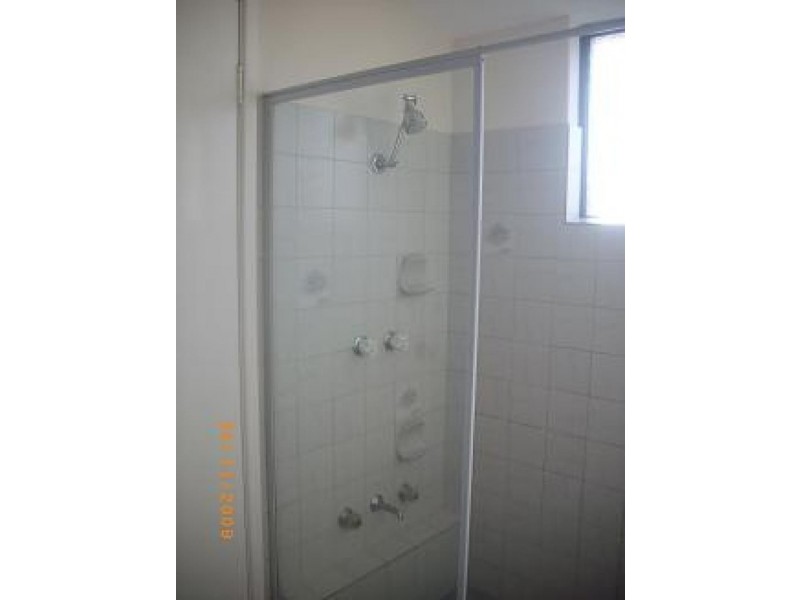 11 Loep Court, Parmelia WA 6167