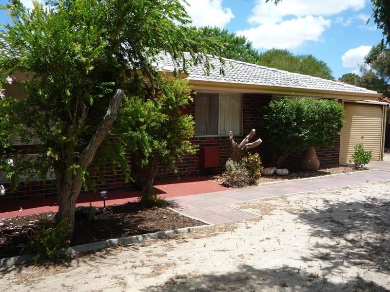 37 Townley Street, Armadale WA 6112