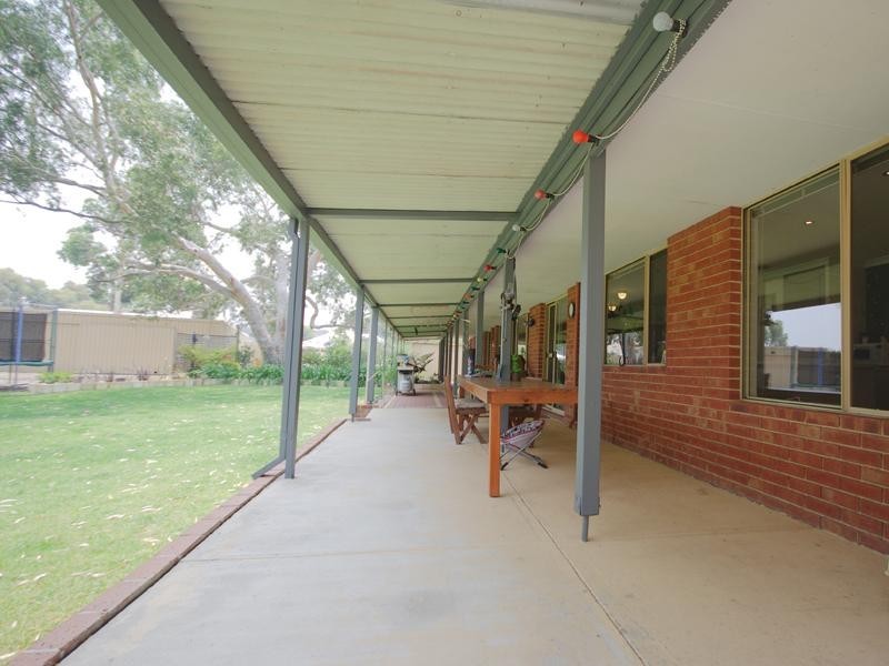 133 Banksia Road, Wellard WA 6170