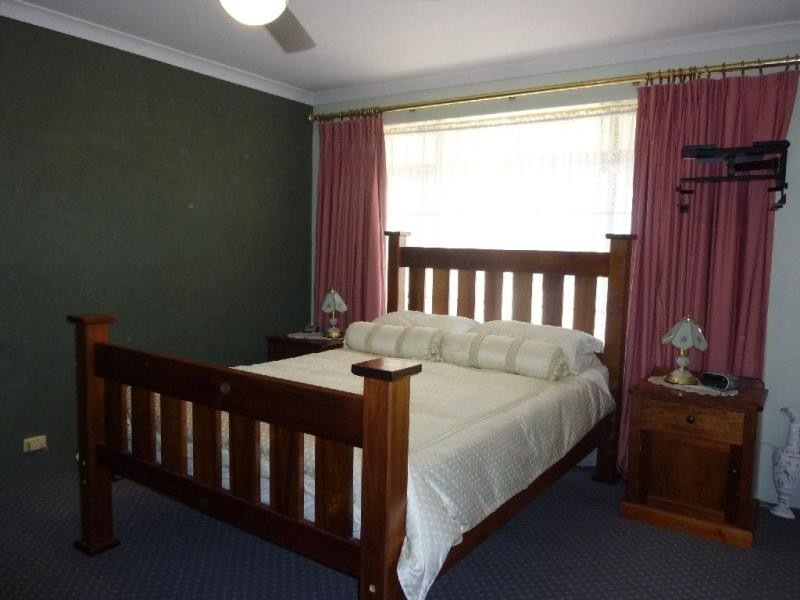 133 Banksia Road, Wellard WA 6170