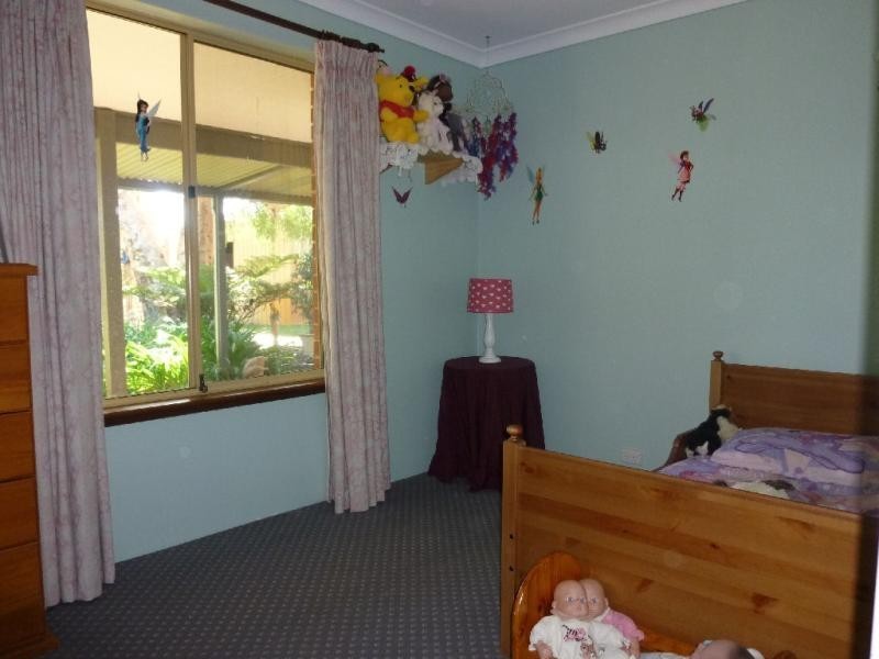 133 Banksia Road, Wellard WA 6170