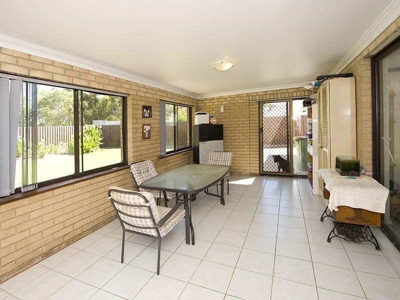 33 Shearwater Way, Gosnells WA 6110