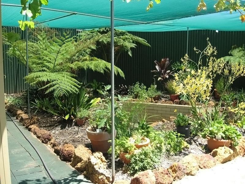 15 Larkin Court, Medina WA 6167