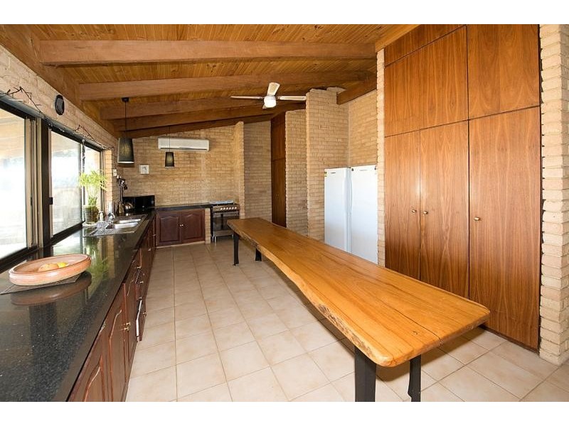 550 Gossage Road, Oldbury WA 6121