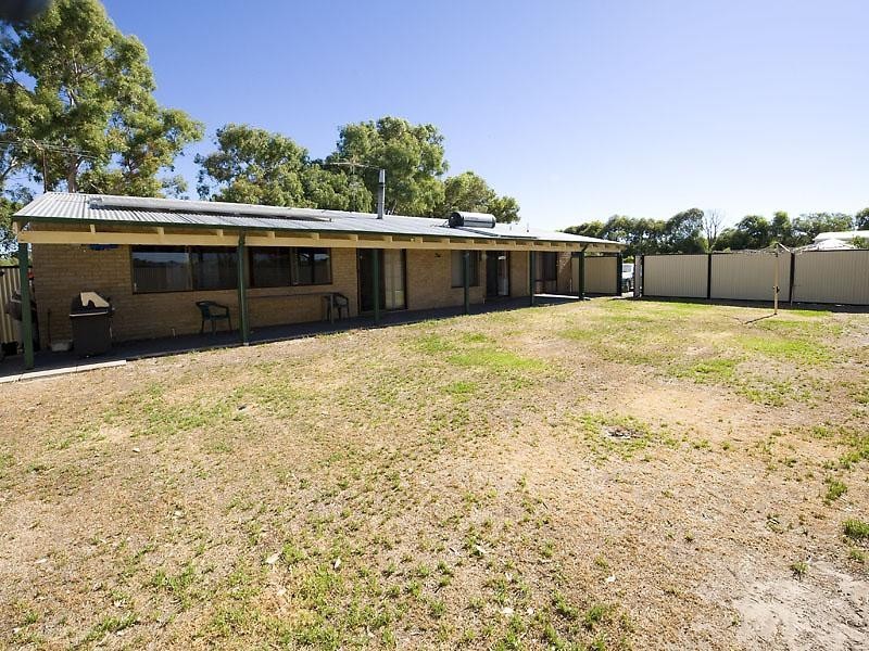 550 Gossage Road, Oldbury WA 6121