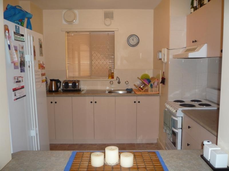 Unit 5/4 Canham Way, Orelia WA 6167
