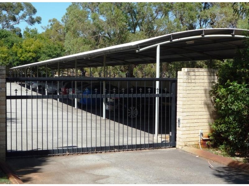 Unit 5/4 Canham Way, Orelia WA 6167