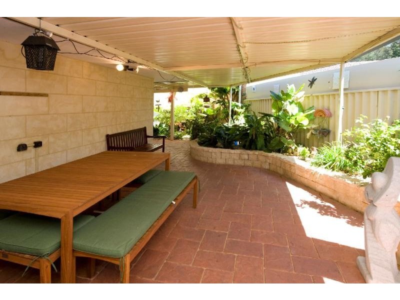 30 Haselmere Circus, Rockingham WA 6168