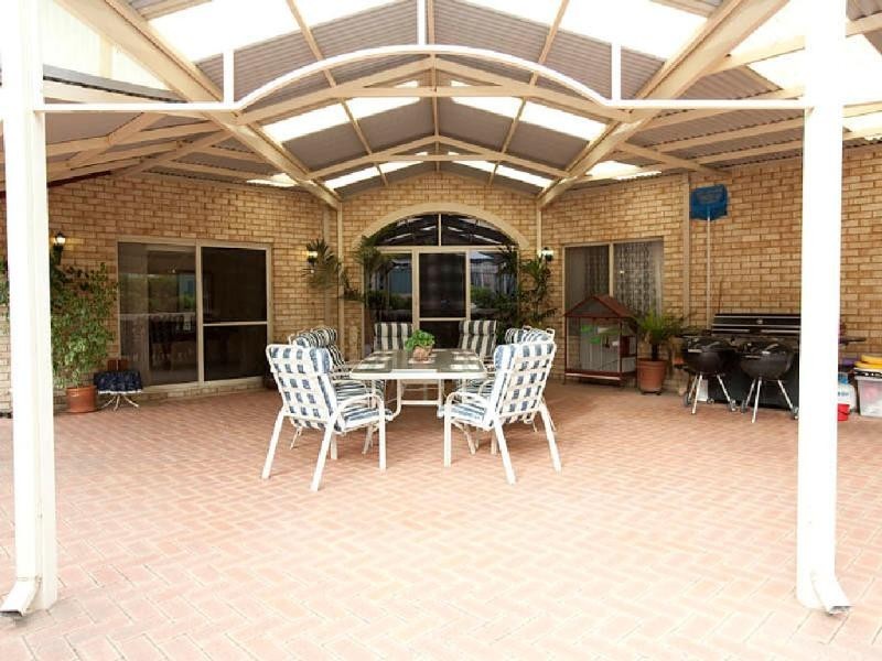 13 Baker Mews, Wellard WA 6170