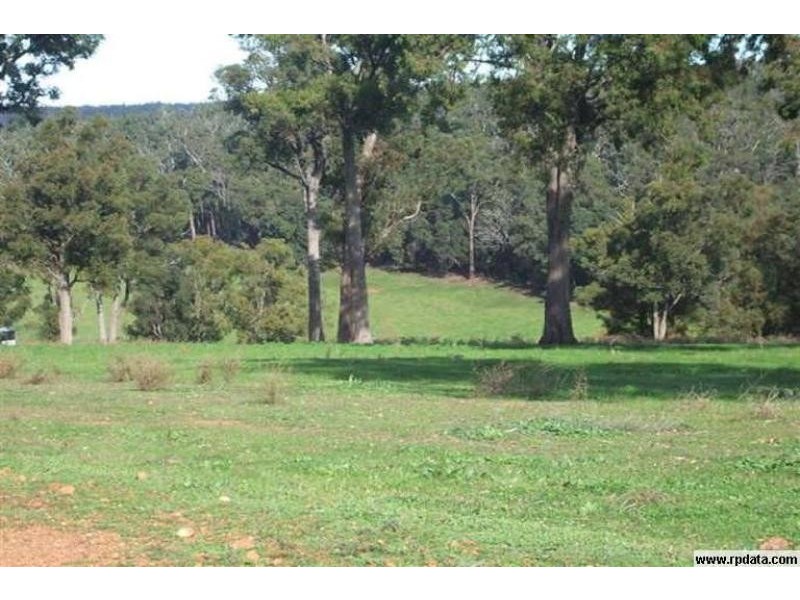 5 Coral Vine Loop, Jarrahdale WA 6124