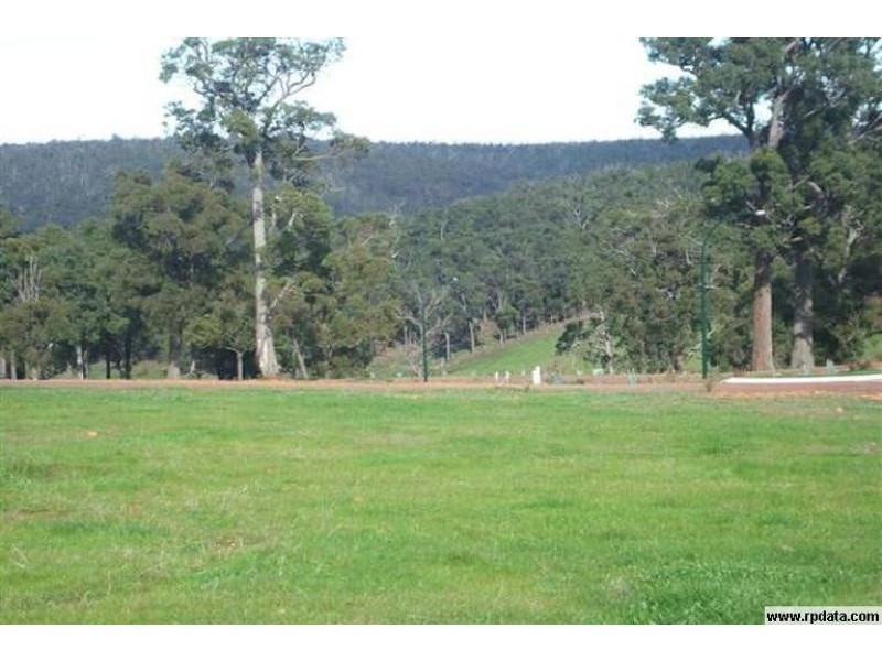 5 Coral Vine Loop, Jarrahdale WA 6124