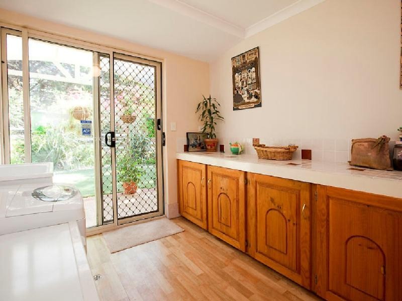 7 Baker Mews, Wellard WA 6170