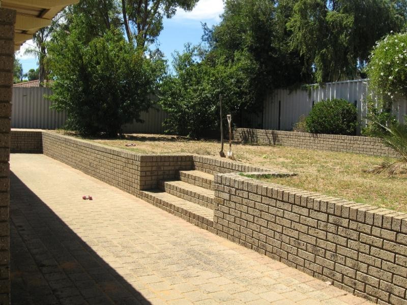 71 Meares Avenue, Parmelia WA 6167