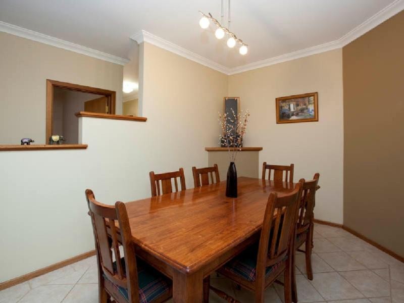 55 Silversmith Street, Wellard WA 6170