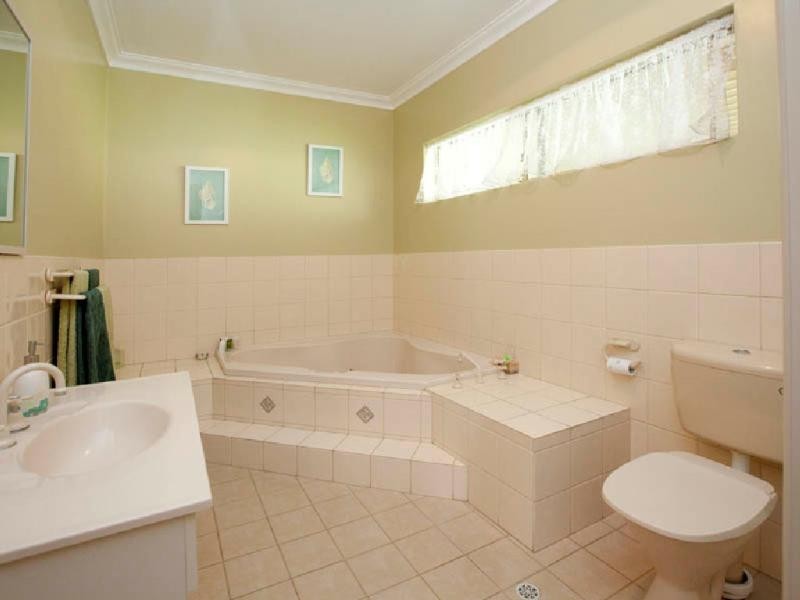 55 Silversmith Street, Wellard WA 6170