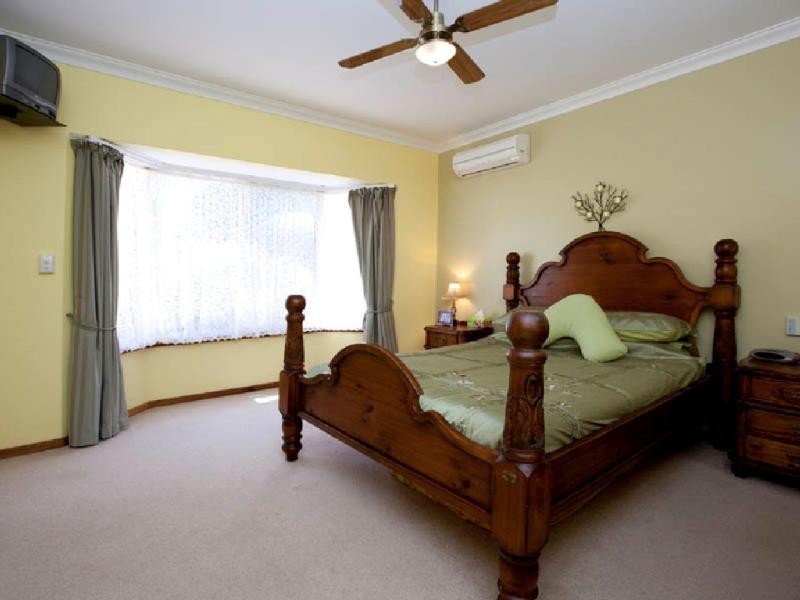 55 Silversmith Street, Wellard WA 6170