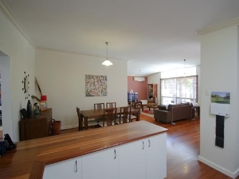 20 Harrison Way, Calista WA 6167