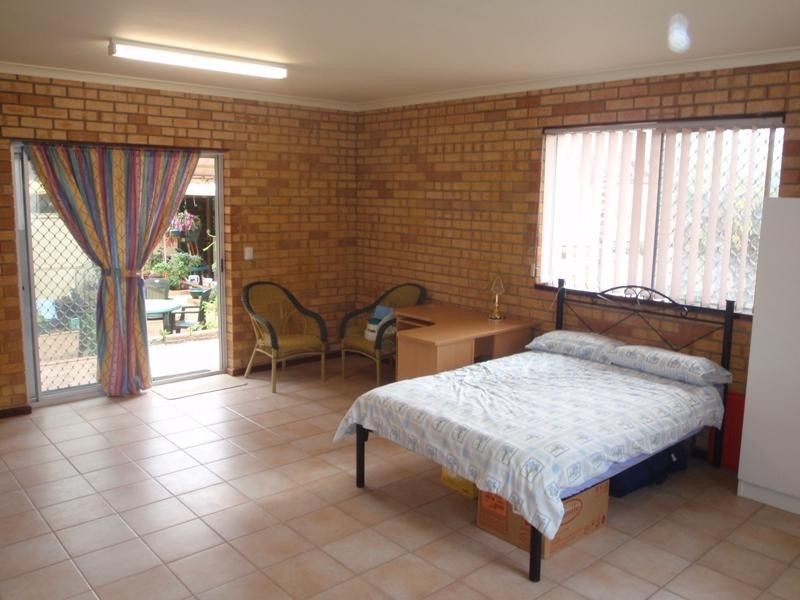 25 Nathaniel Way, Orelia WA 6167