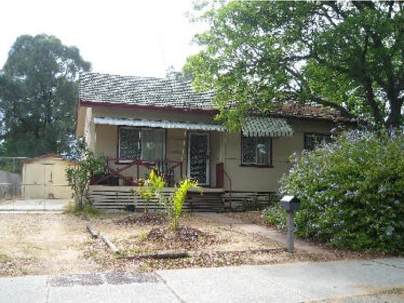 49 Medina Avenue, Medina WA 6167