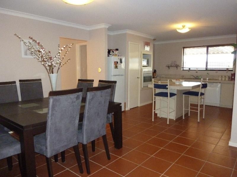 12 Lincoln Mews, Orelia WA 6167