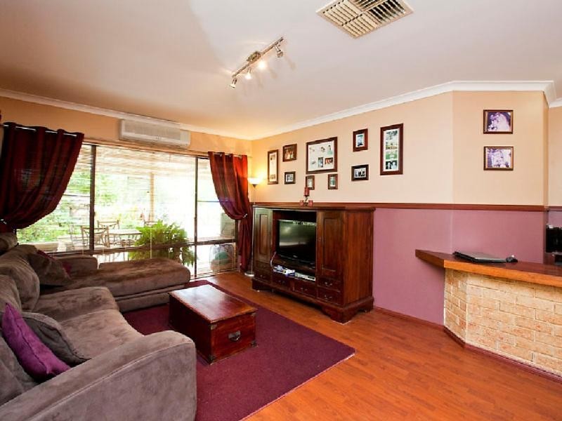 12 Crofter Court, Wellard WA 6170