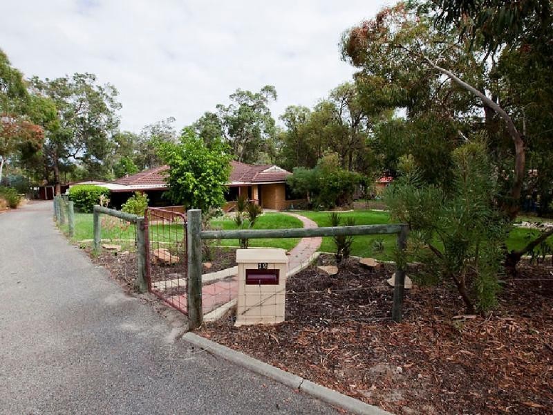 12 Crofter Court, Wellard WA 6170