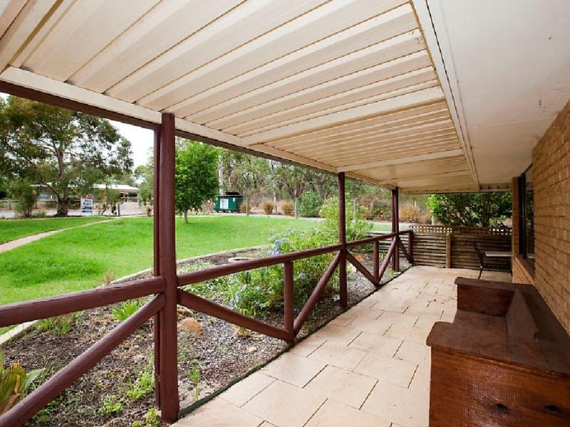 12 Crofter Court, Wellard WA 6170