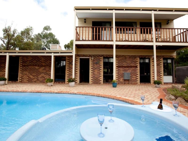 18 Goldsmith Drive, Wellard WA 6170