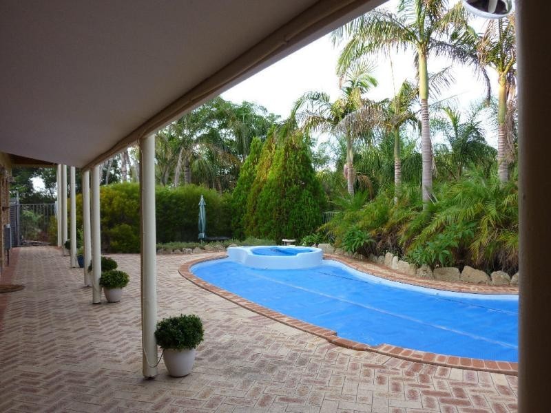 18 Goldsmith Drive, Wellard WA 6170