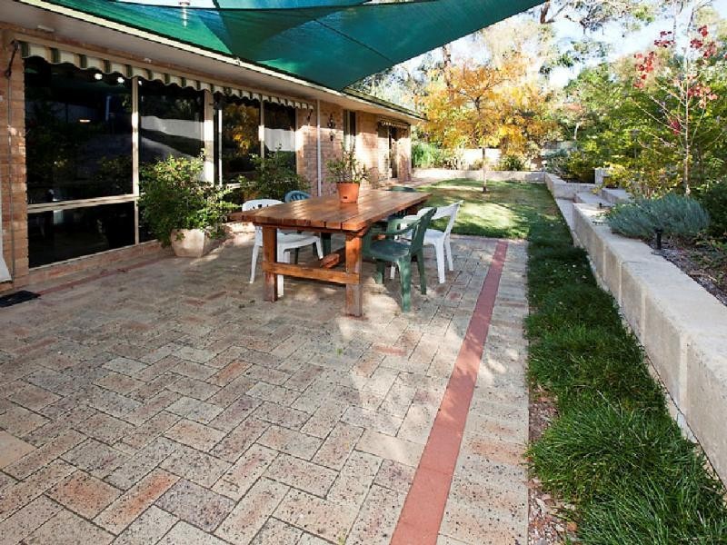 18 Blacksmith Drive, Wellard WA 6170