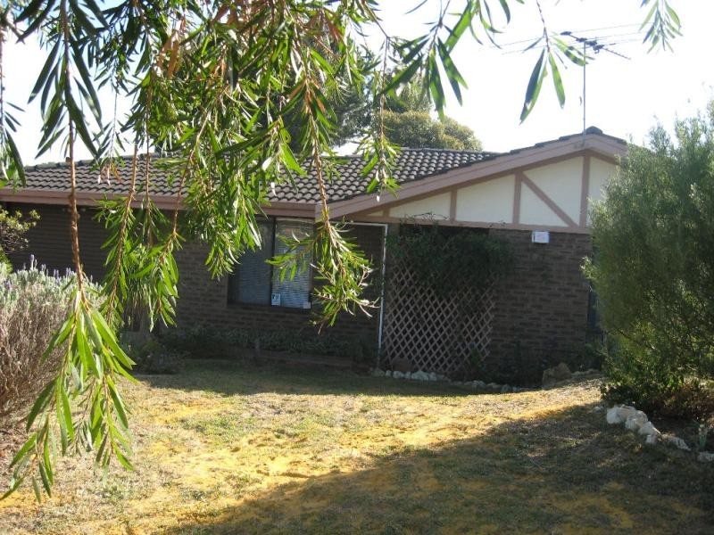 23 Tunnicliffe Street, Parmelia WA 6167
