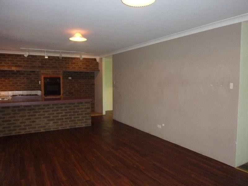 23 Tunnicliffe Street, Parmelia WA 6167