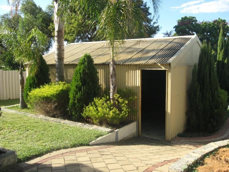 34 Harrison Way, Calista WA 6167