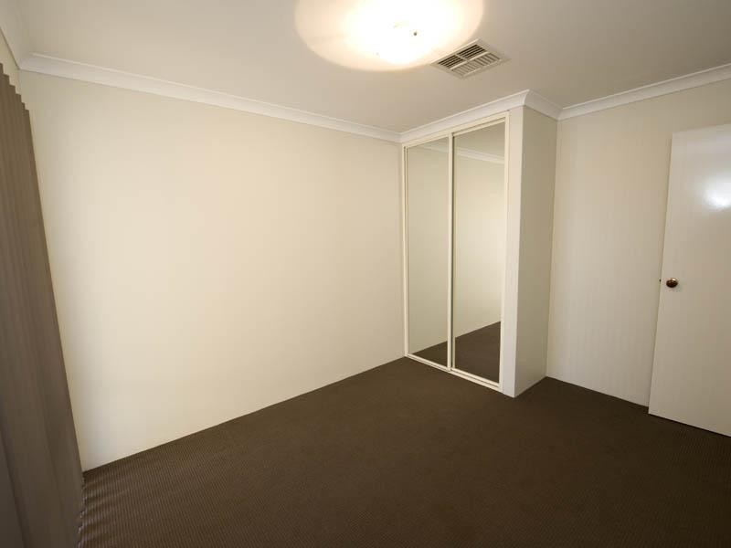 6 Kooden View, Leda WA 6170