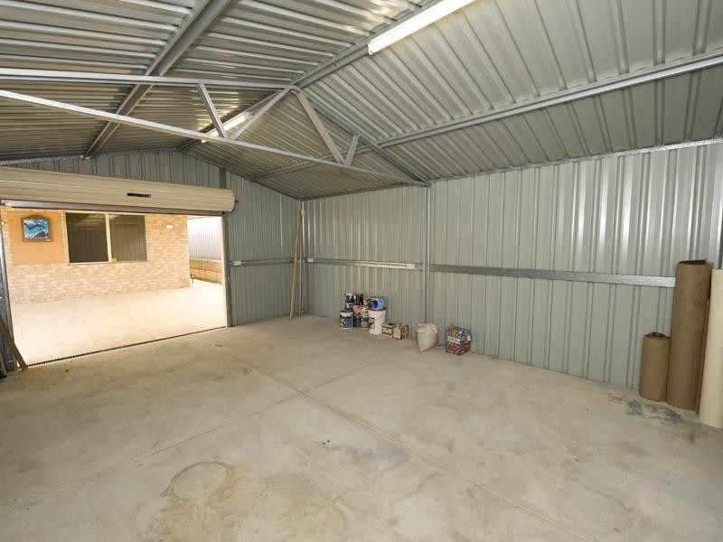 6 Kooden View, Leda WA 6170