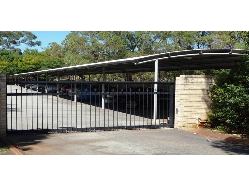 Unit 22/4 Canham way, Orelia WA 6167